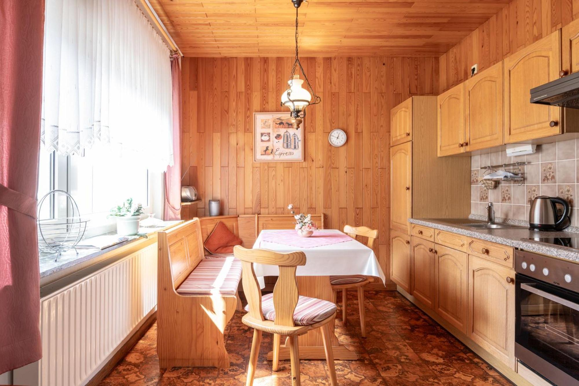 Ferienwohnungen Engelmann, 35107 Holtland ภายนอก รูปภาพ