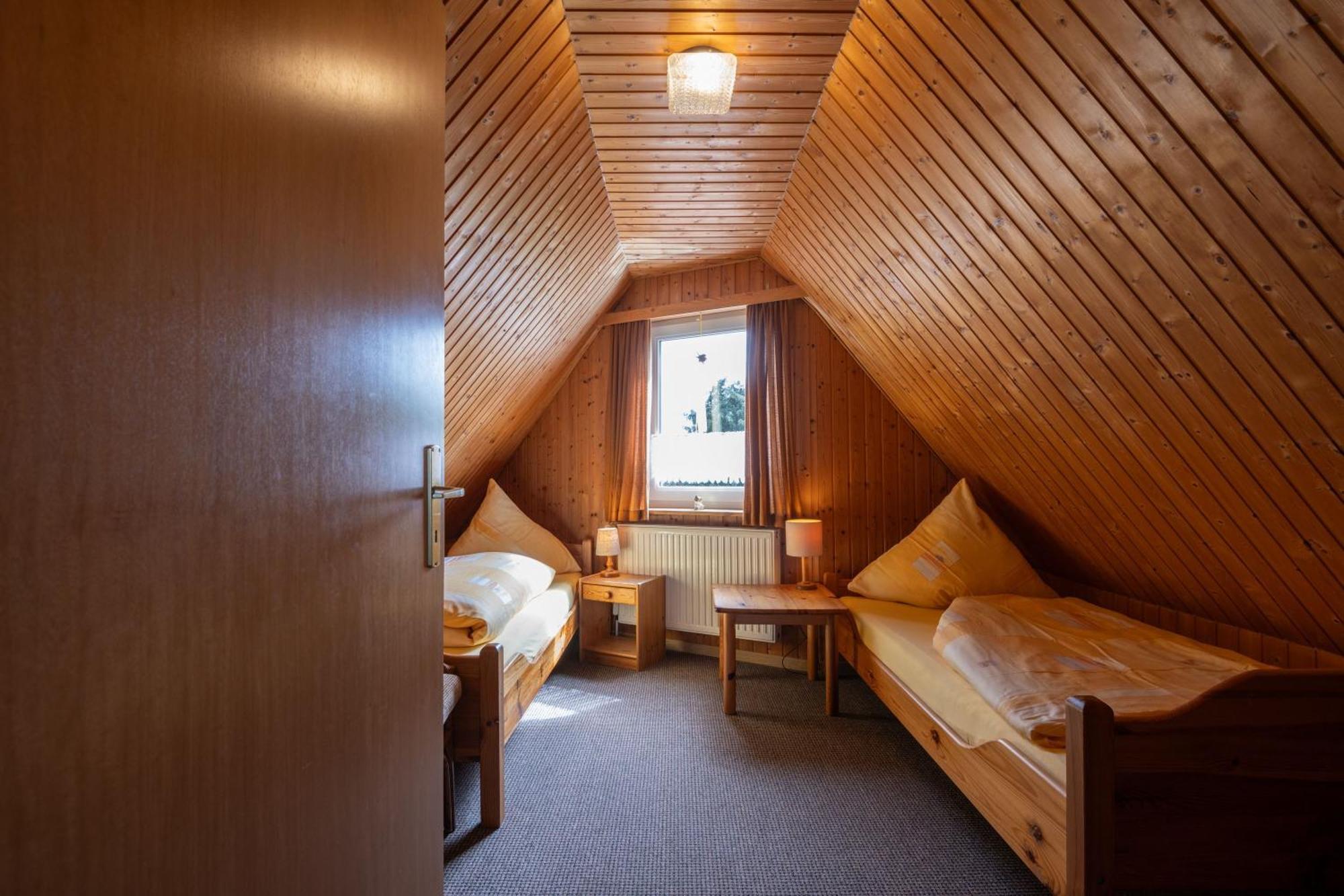 Ferienwohnungen Engelmann, 35107 Holtland ภายนอก รูปภาพ