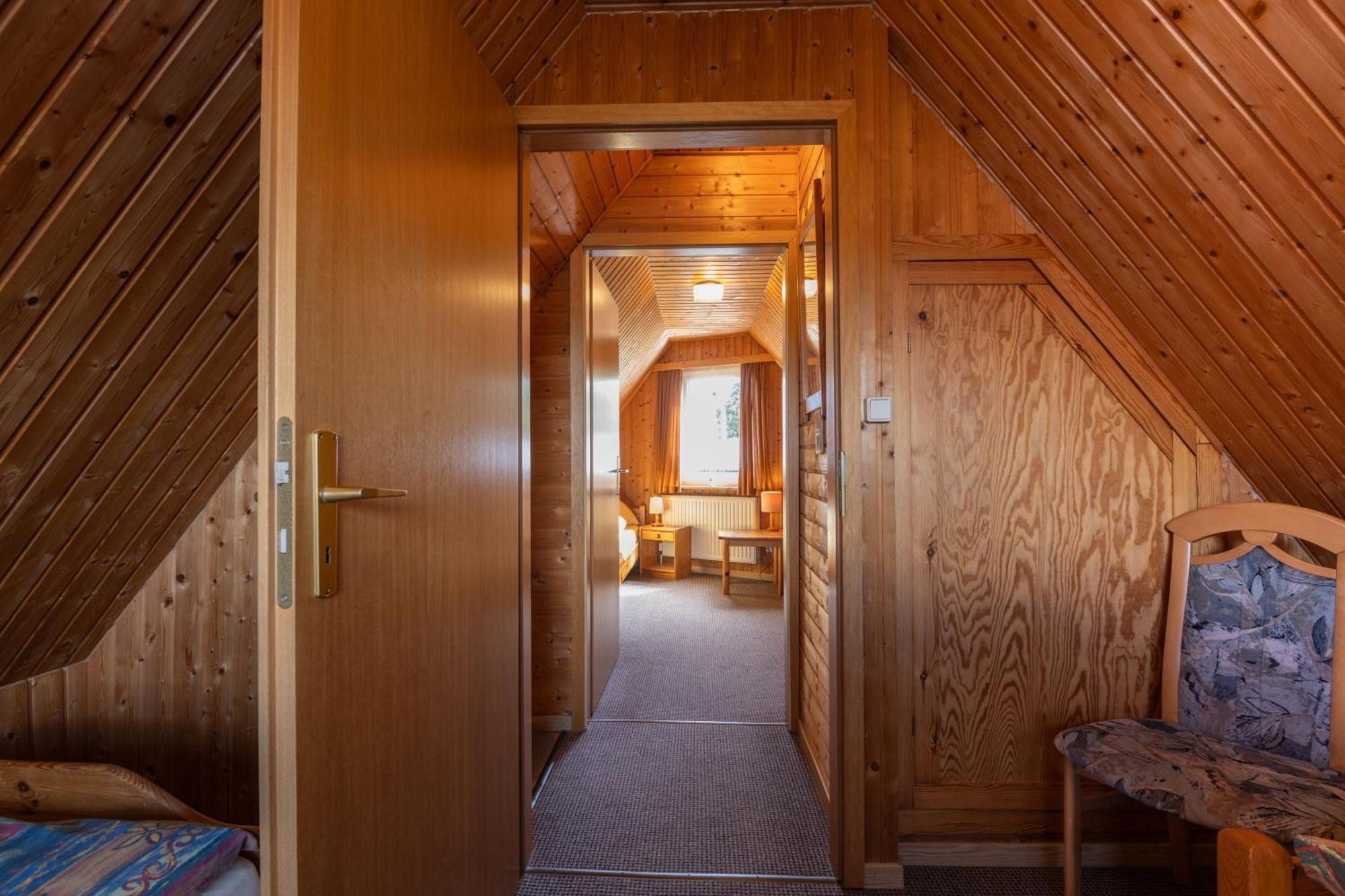 Ferienwohnungen Engelmann, 35107 Holtland ภายนอก รูปภาพ