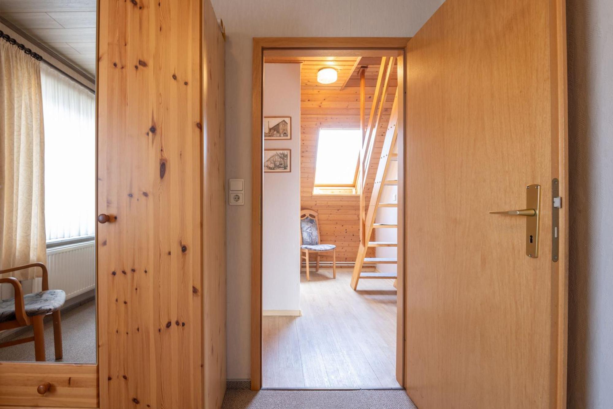 Ferienwohnungen Engelmann, 35107 Holtland ภายนอก รูปภาพ