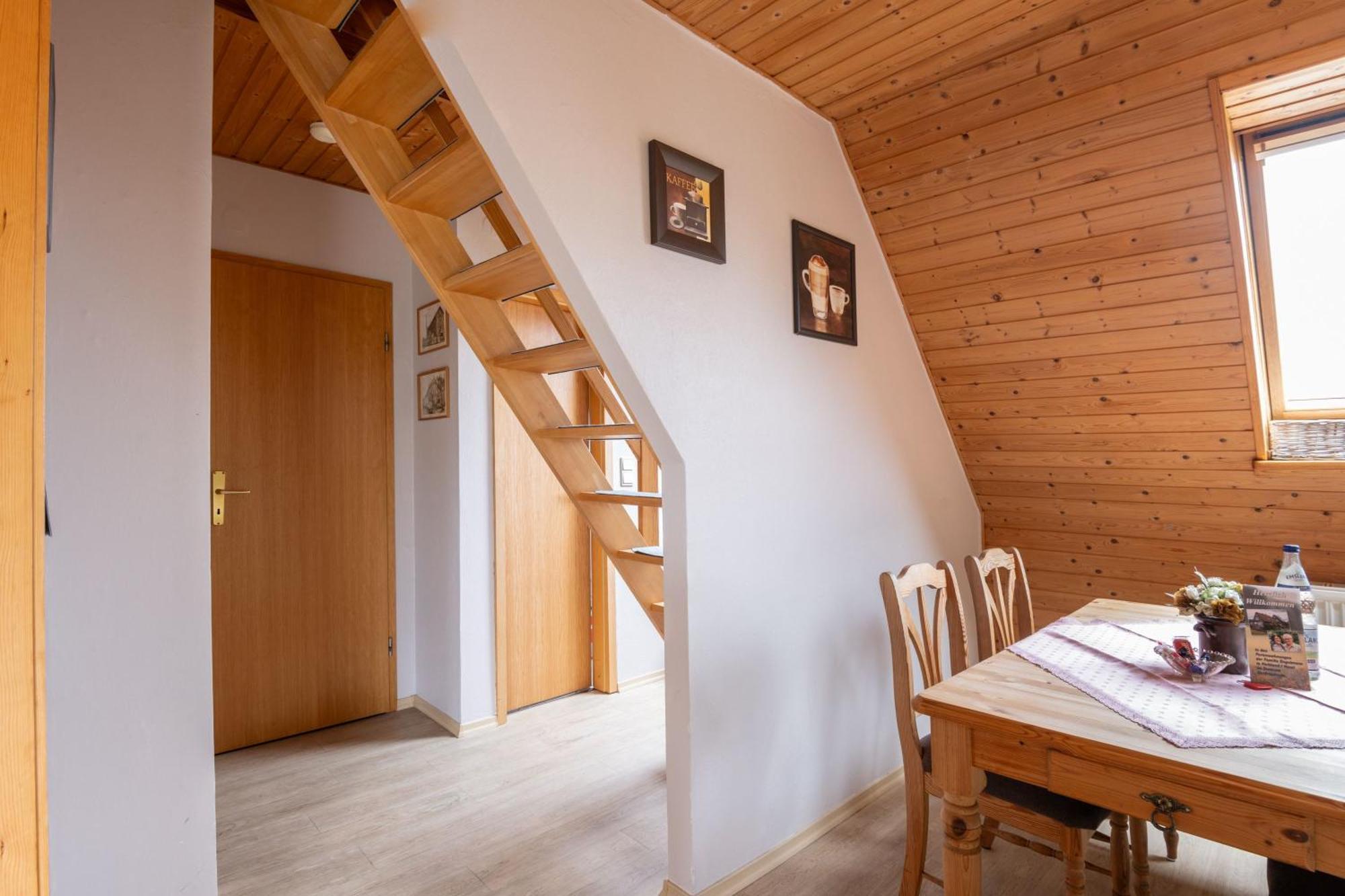 Ferienwohnungen Engelmann, 35107 Holtland ภายนอก รูปภาพ